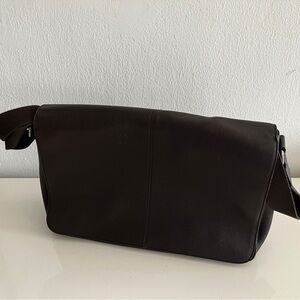 Samsonite Dark Brown Leather Messenger Bag